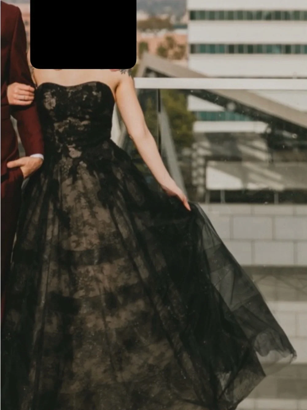 Vera Wang Black Strapless Tulle Ball Gown - Picture 2 of 13